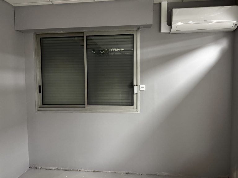 Peinture d'une pièce à Tours — après travaux, réalisée par Quidservices