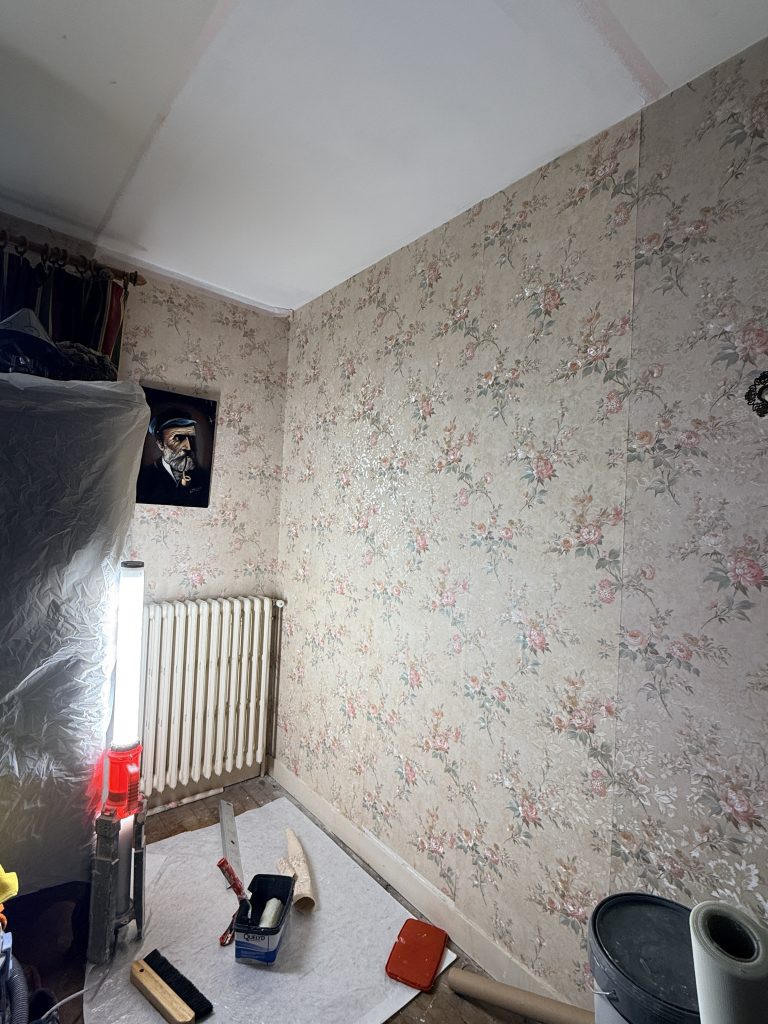 Rénovation suite dégâts des eaux à Tours — après travaux, réalisée par Quidservices