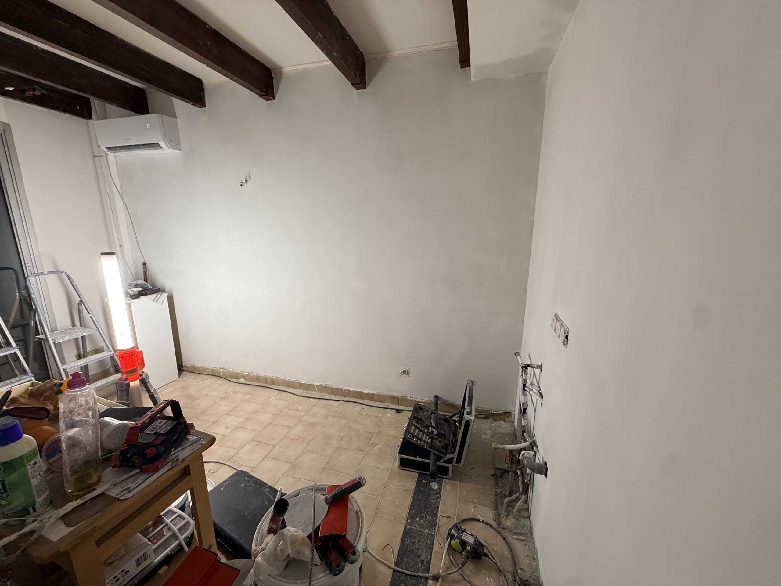 Préparation des surfaces avant mise en peinture