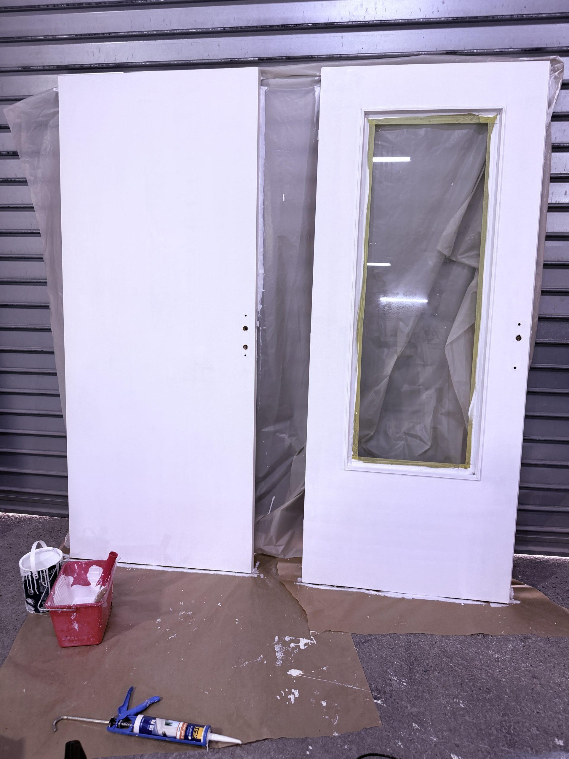 Portes repeintes de l'accueil
