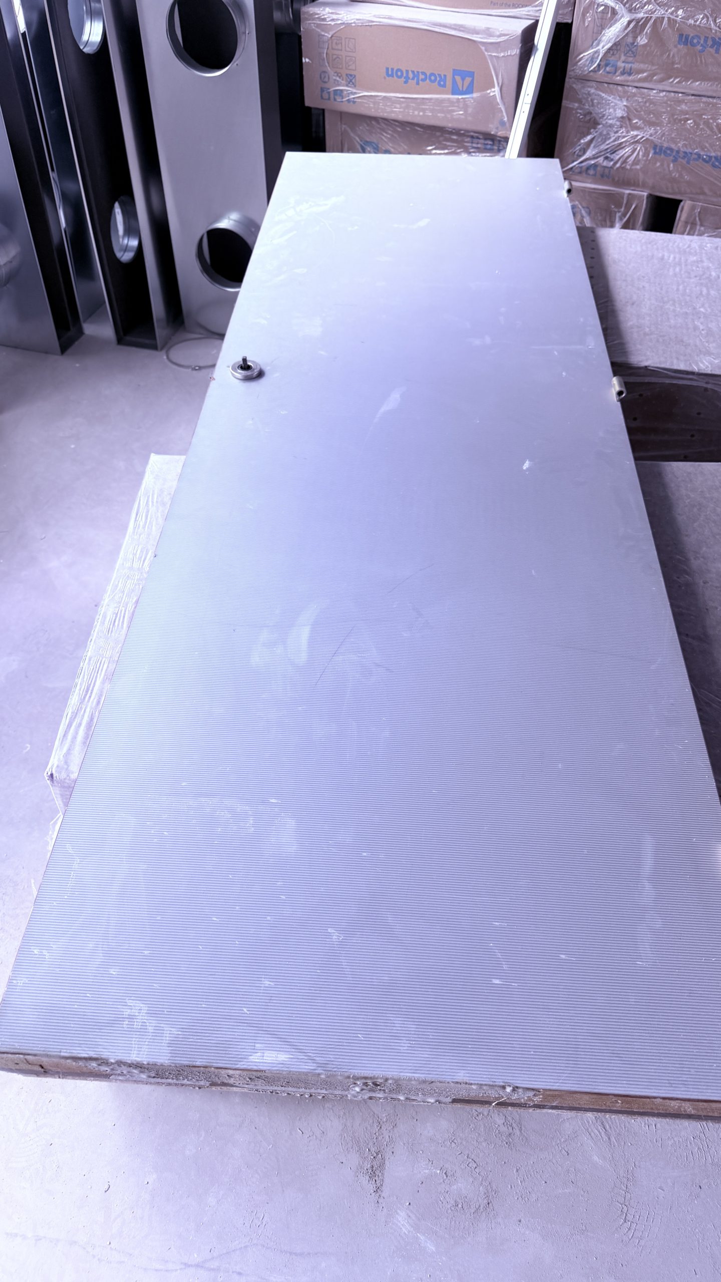 Vantail de local technique avant covering