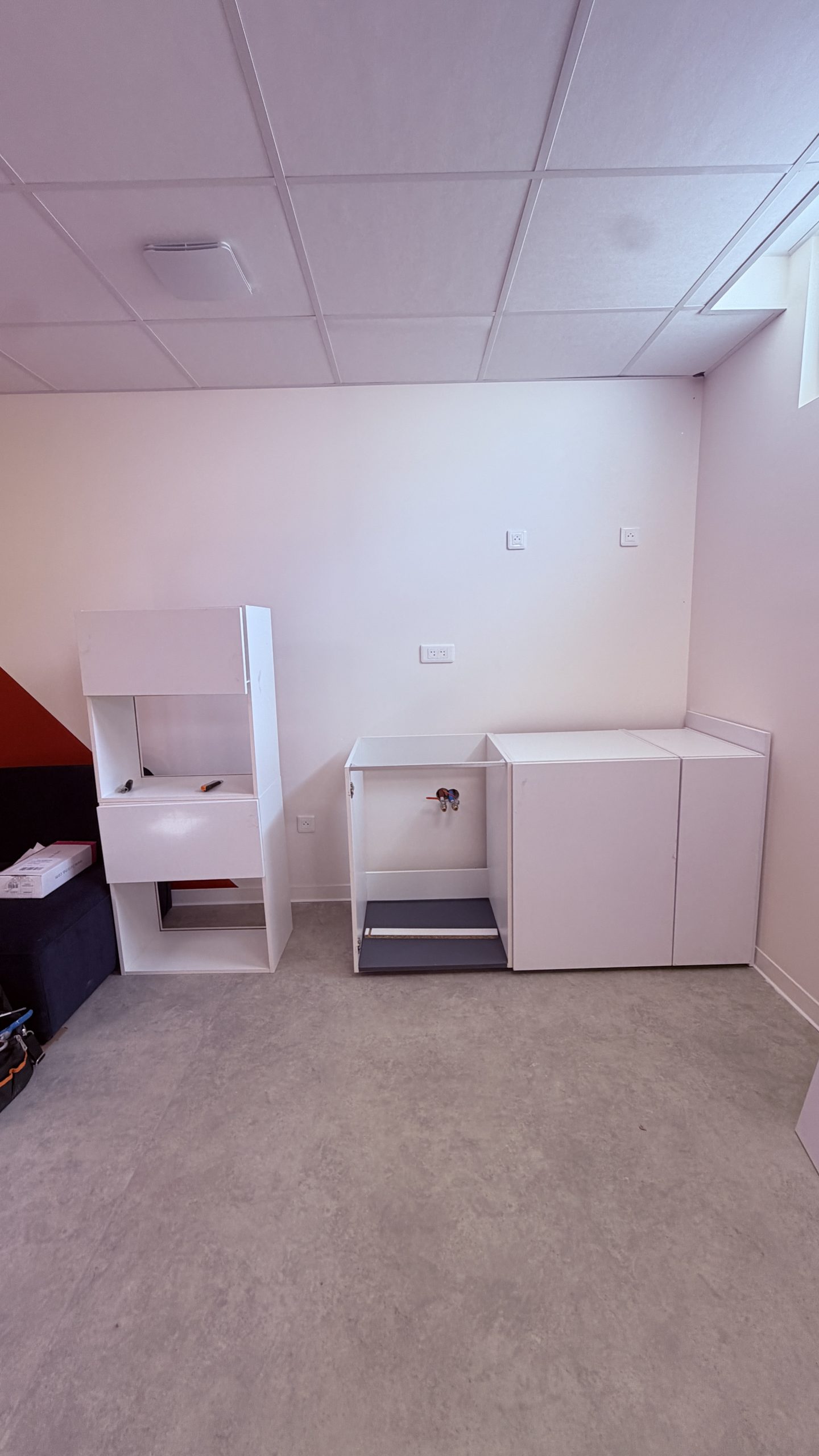 Assemblage des modules de la cuisine 2